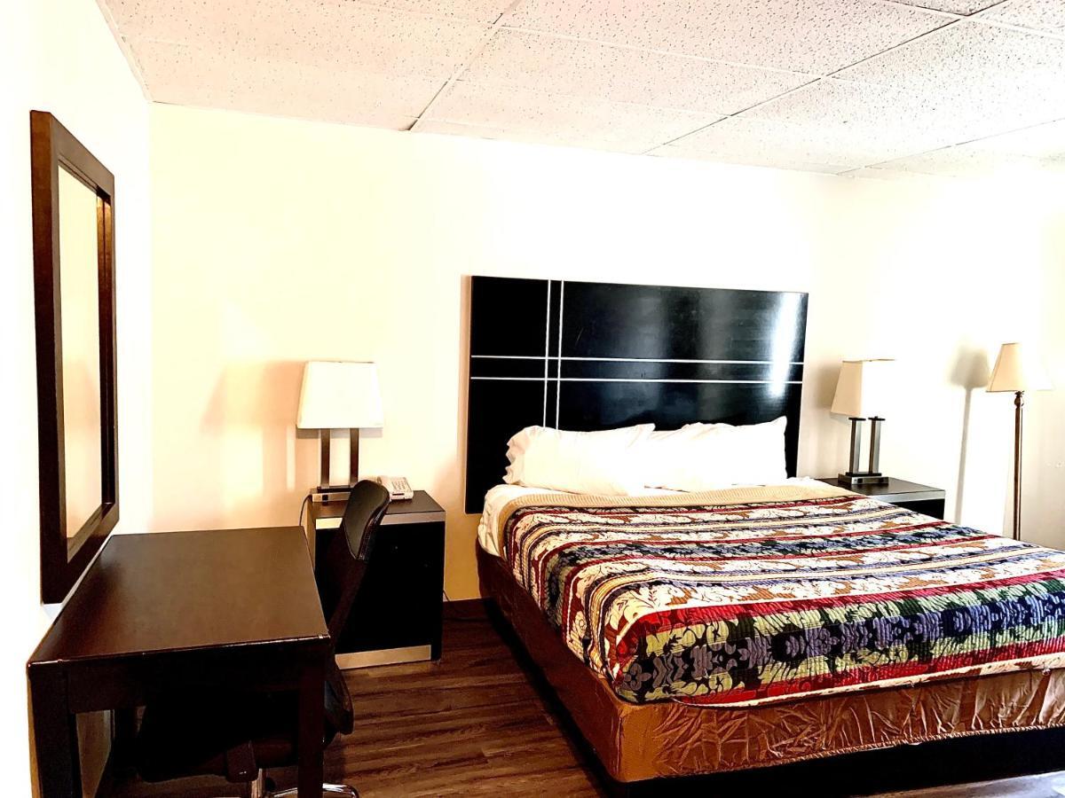 Tappan Zee Hotel West Nyack ภายนอก รูปภาพ